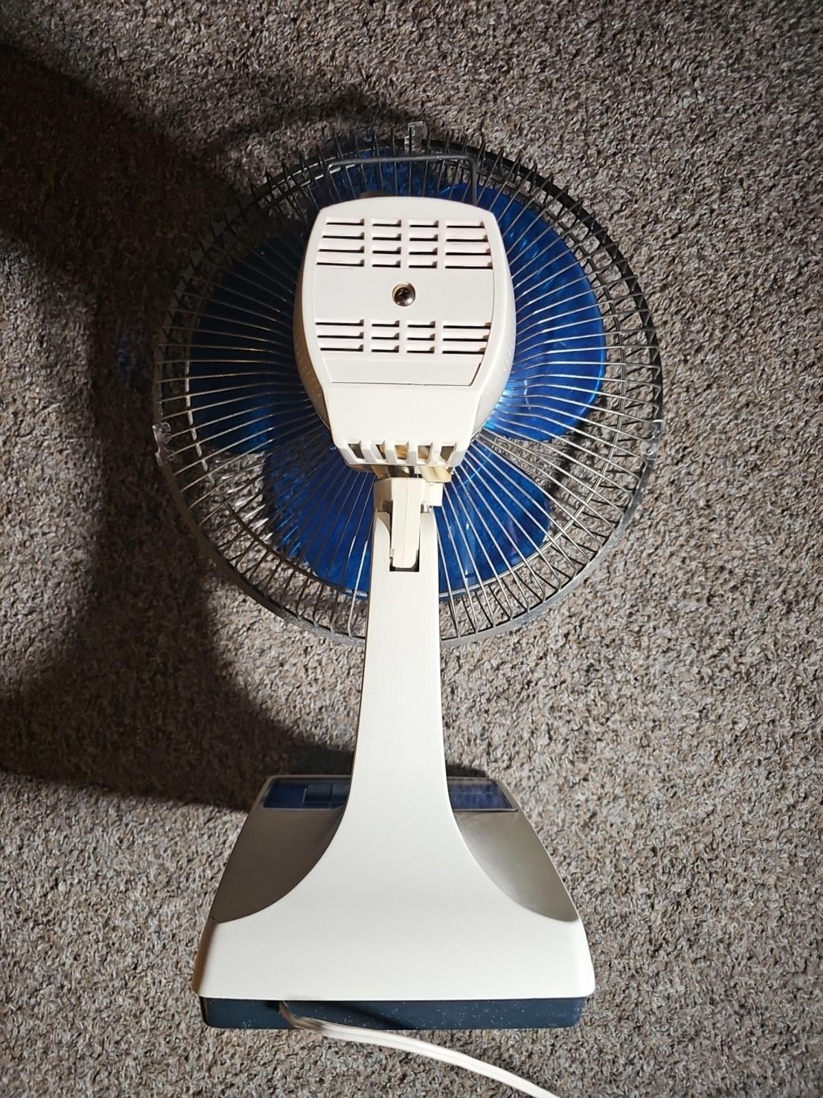 Vintage Galaxy 12" 3 Speed Oscillating Fan Blue Blade Tested!
