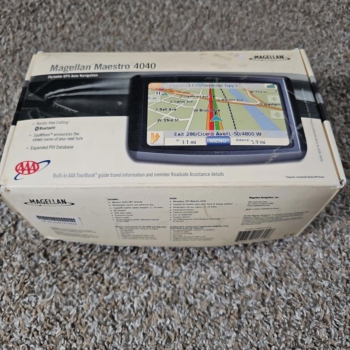 Magellan Maestro 4040 Automotive w/Box, Mount, and Accessories Bundle