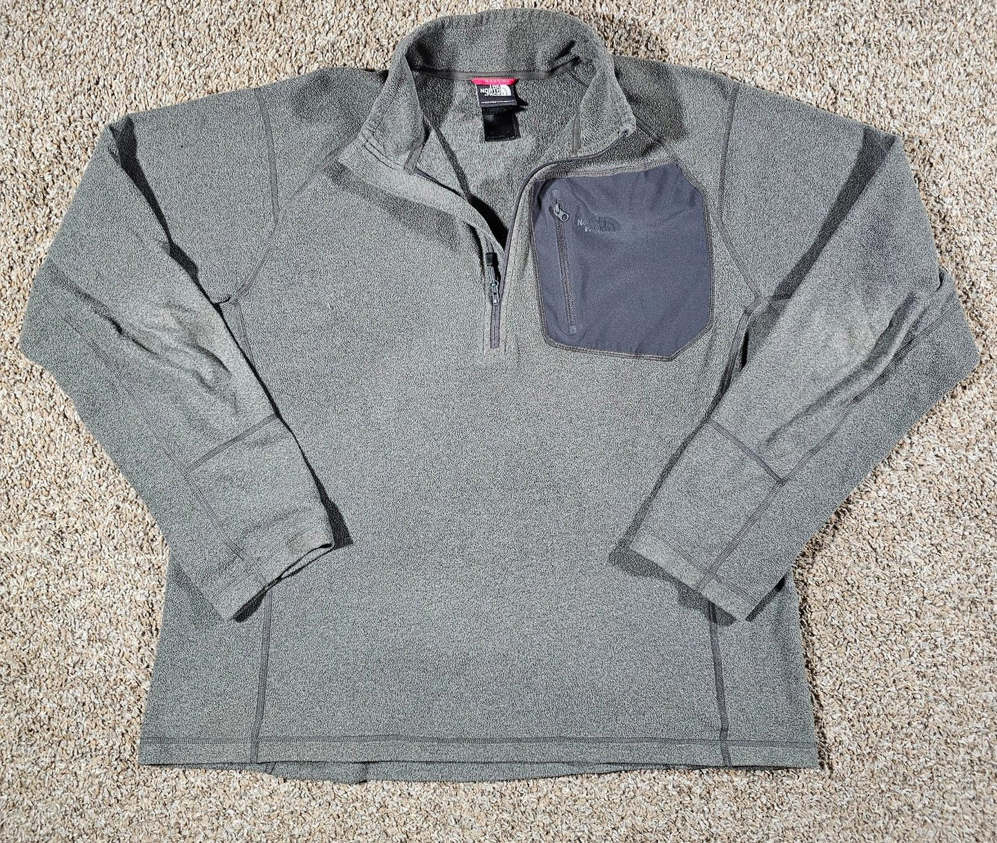 The North Face Mens L Gray 1/4 Zip Fleece Outdoor Hiking