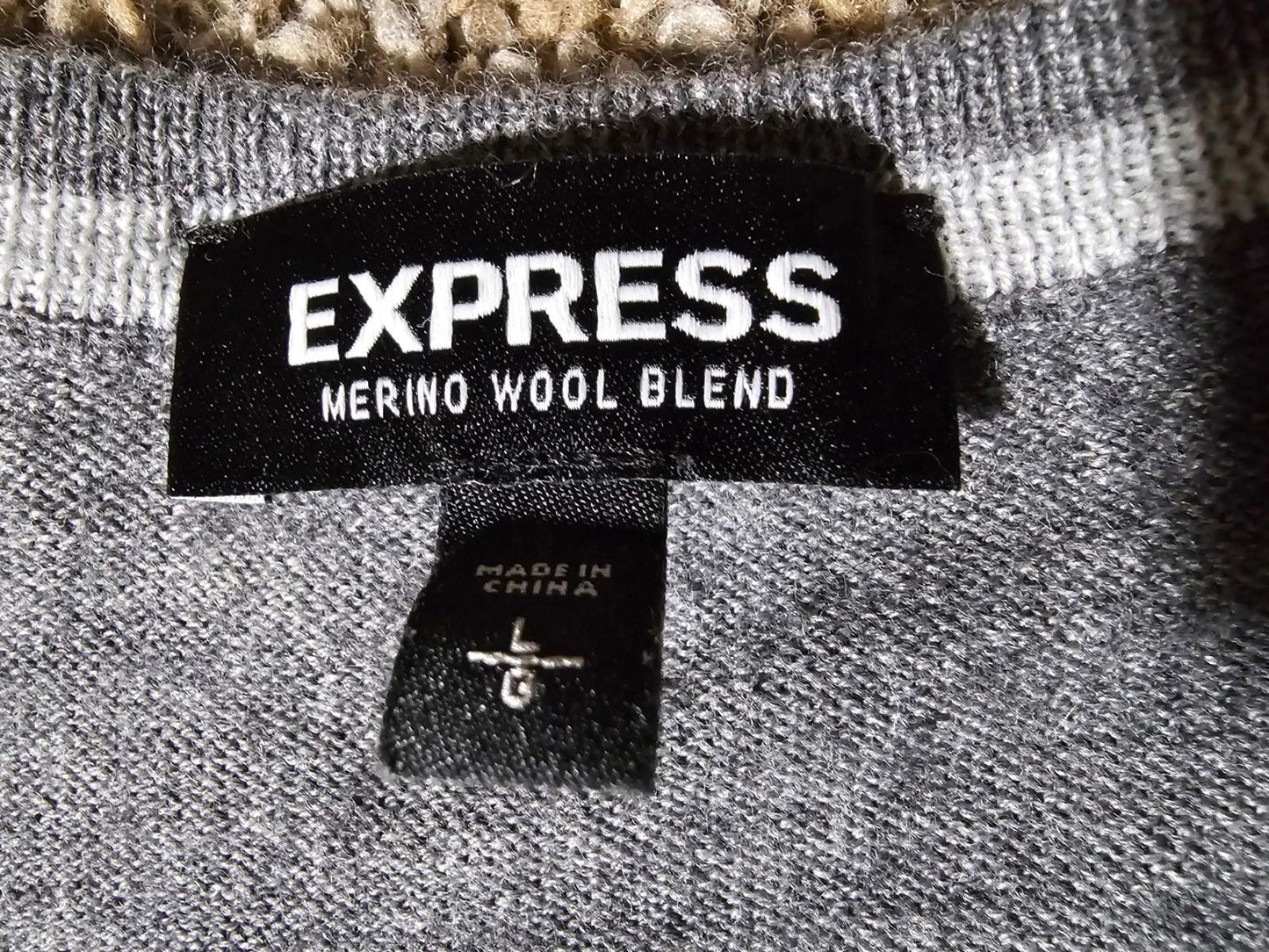 Express Men's Vneck Sweater Size L Merino Wool Blend Gray