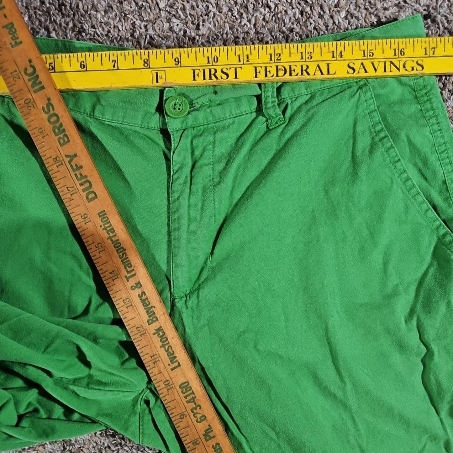 Columbia Green Shorts 34W 10L