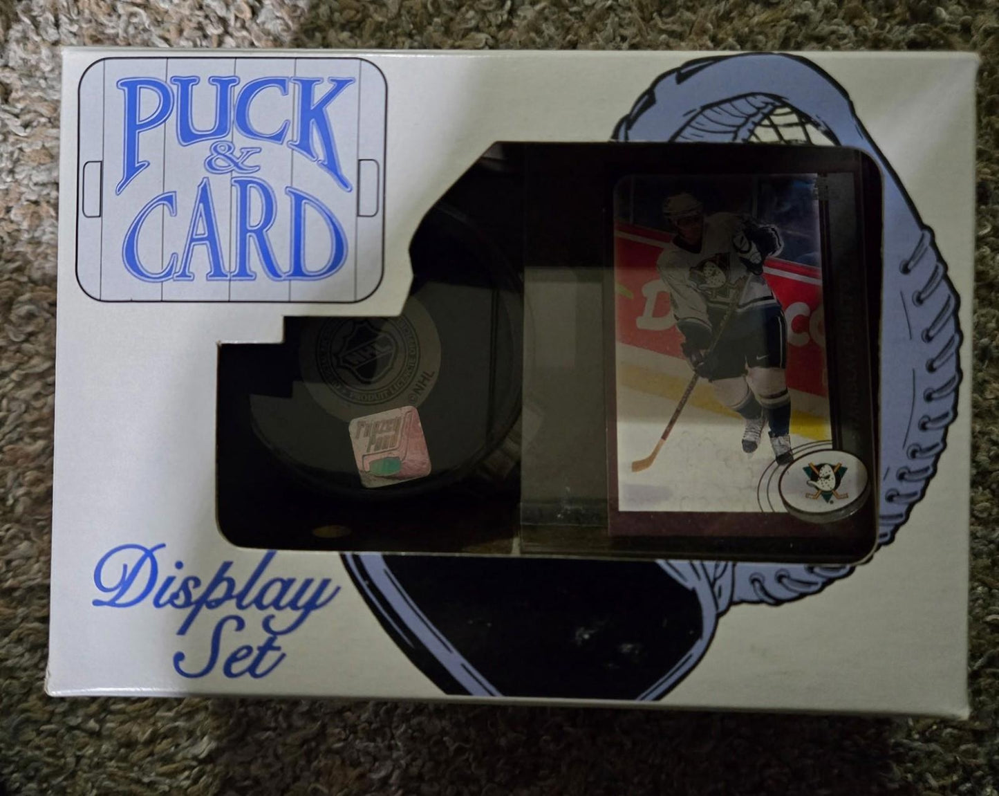 NHL Anaheim Mighty Ducks Stanislav Chistov Display Rookie Card Signed Puck