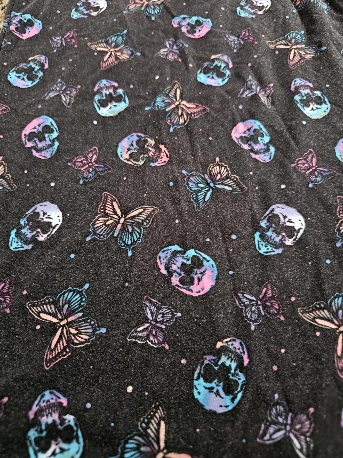 NOBO No Boundaries Skull Butterfly Tanktop S(3/5) Black