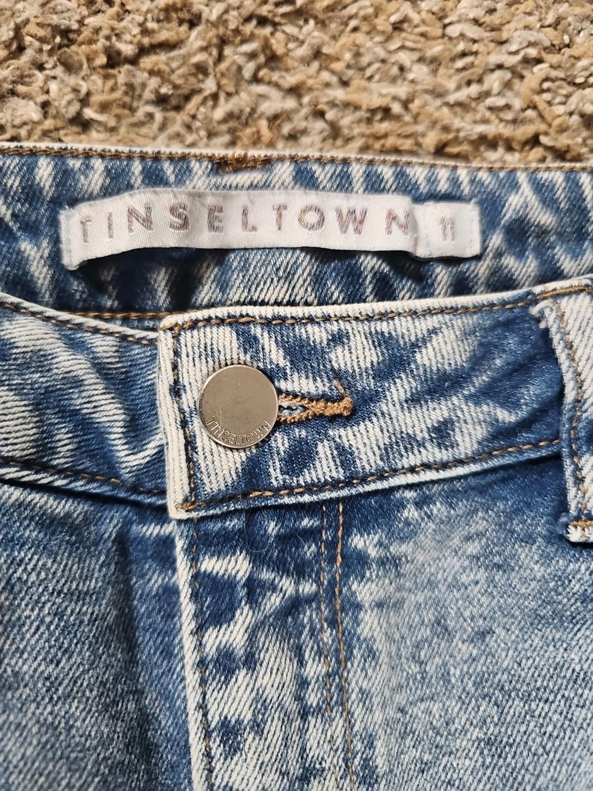 Tinseltown Sz 11 Destroyed Light Wash Slim Jeans