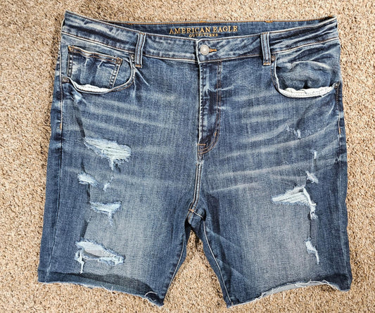 American Eagle Destroyed Cutoff Jeans Size 42