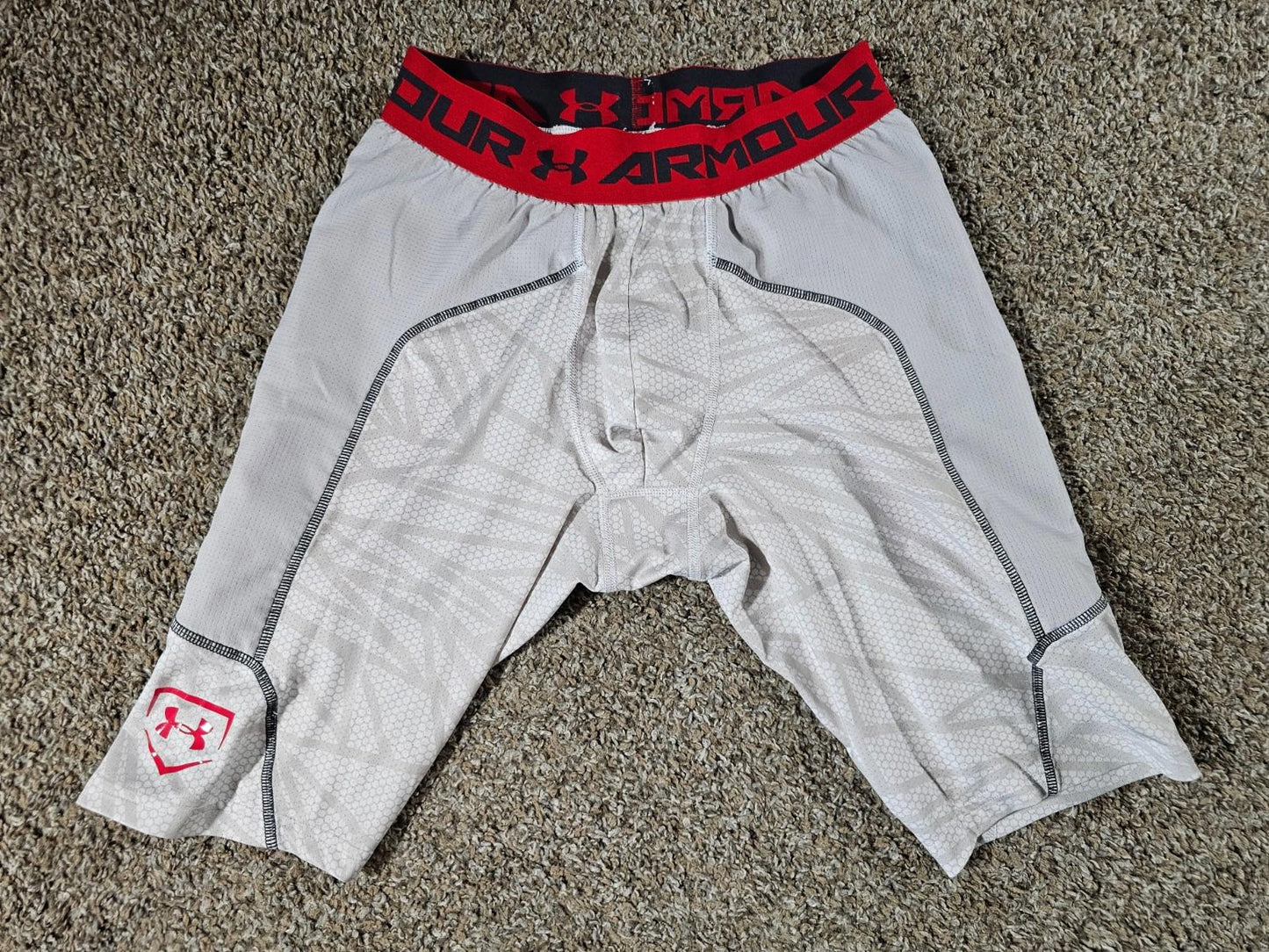 Under Armour Compression Shorts Baseball - SEE Measurements