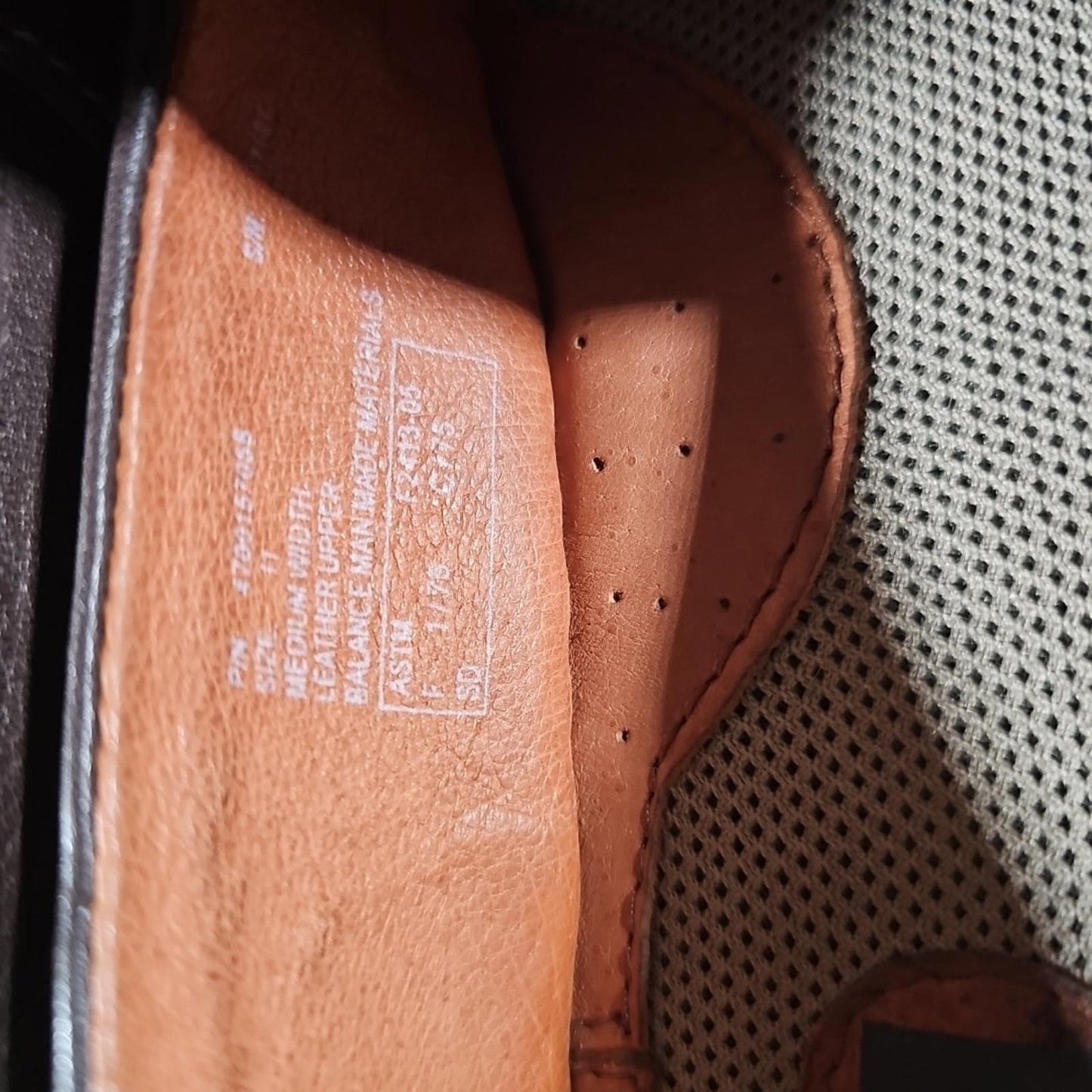Hush Puppies Professional 17191 Sz 11M Slip On Shoes