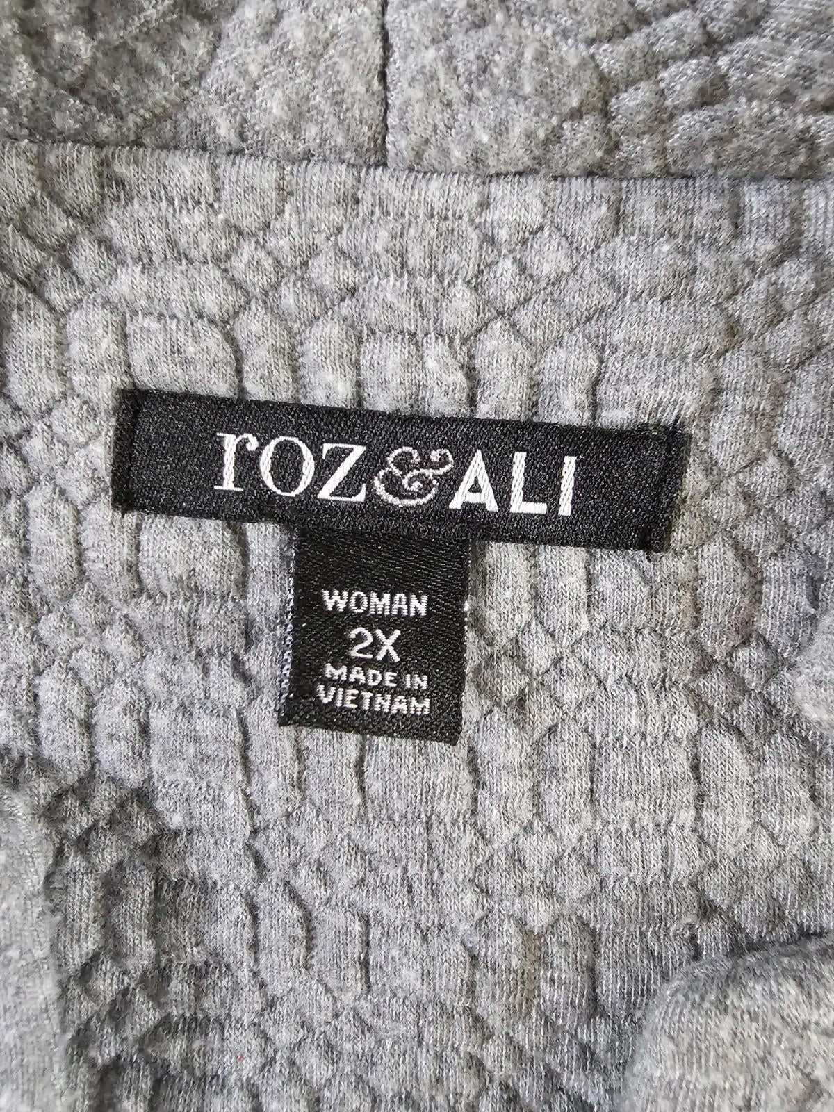 Roz & Ali full zip sweater gray 2X