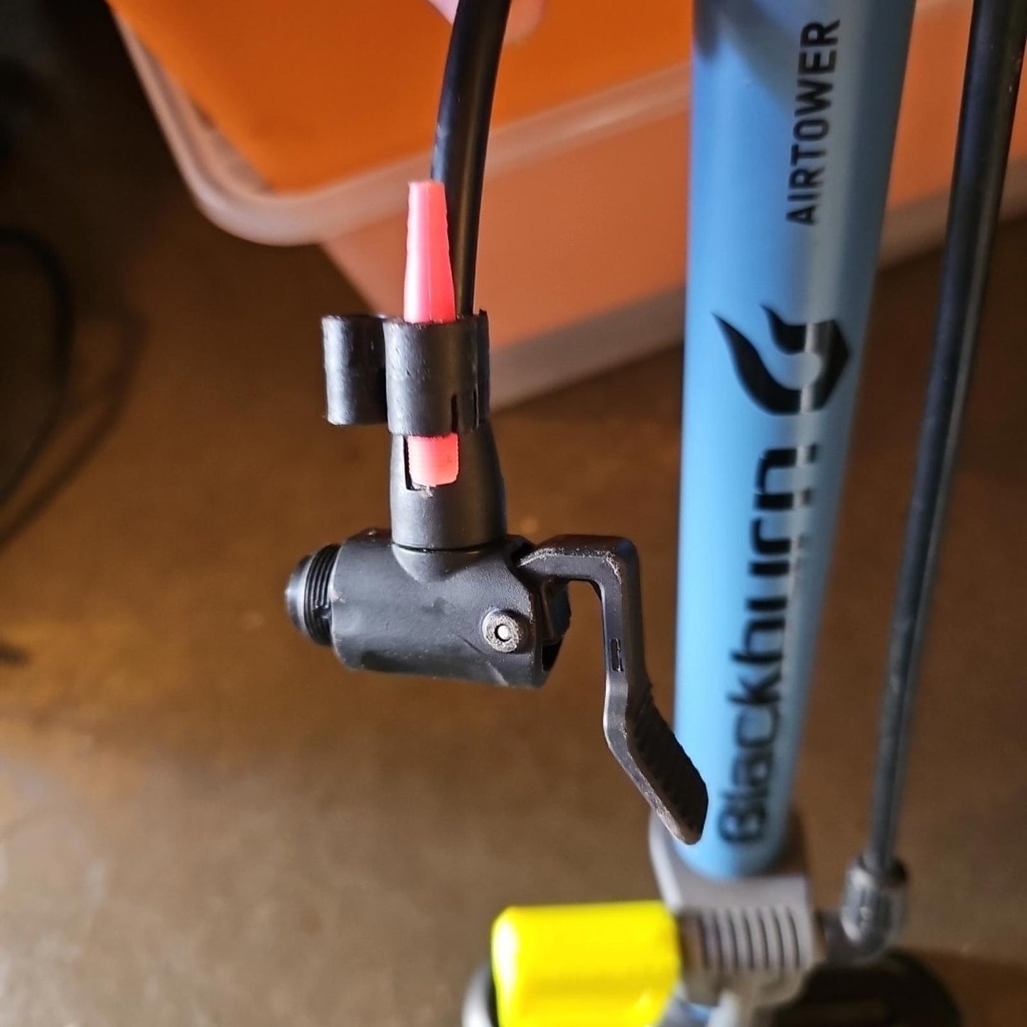 Blackburn Air Tower 2 Perfect Pressure Bike Floor Pump Blue