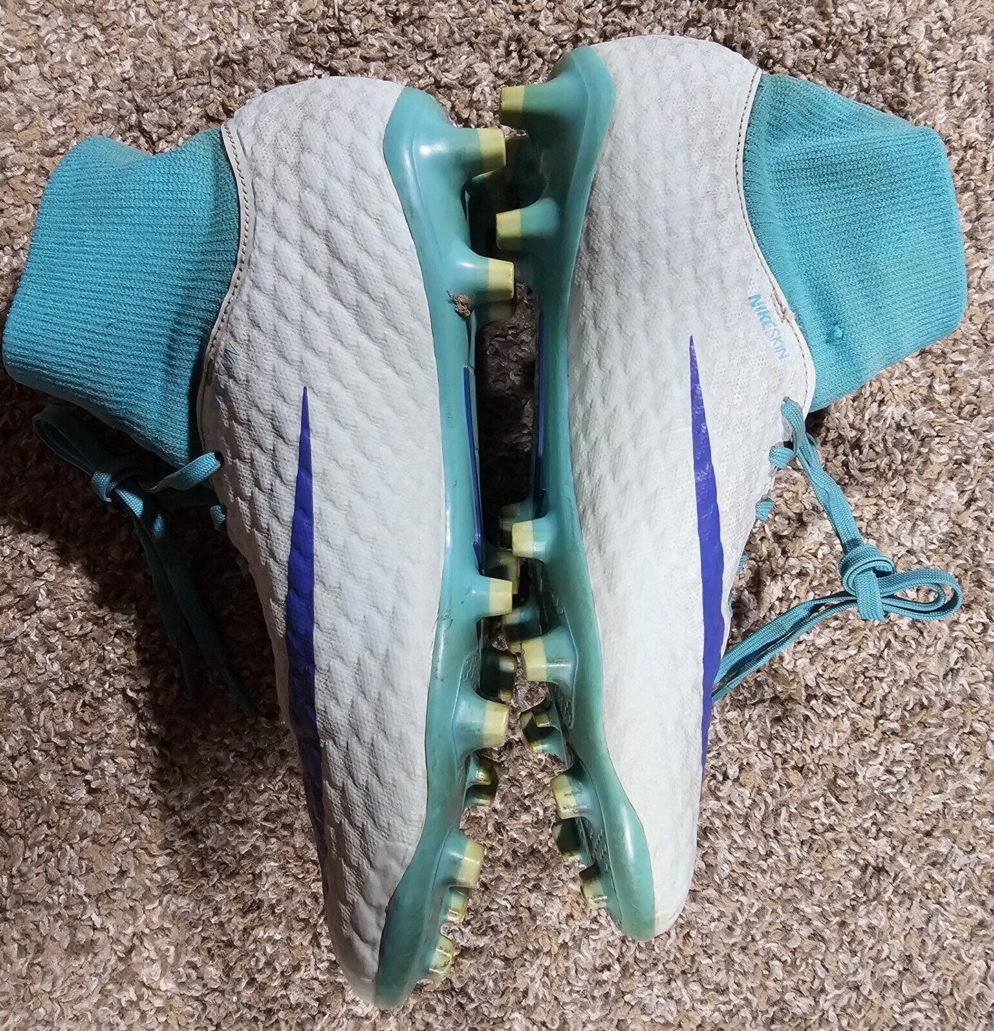 Nike Skin HyperVenom Academy DF FG AH7268 454 Cleats sz 8