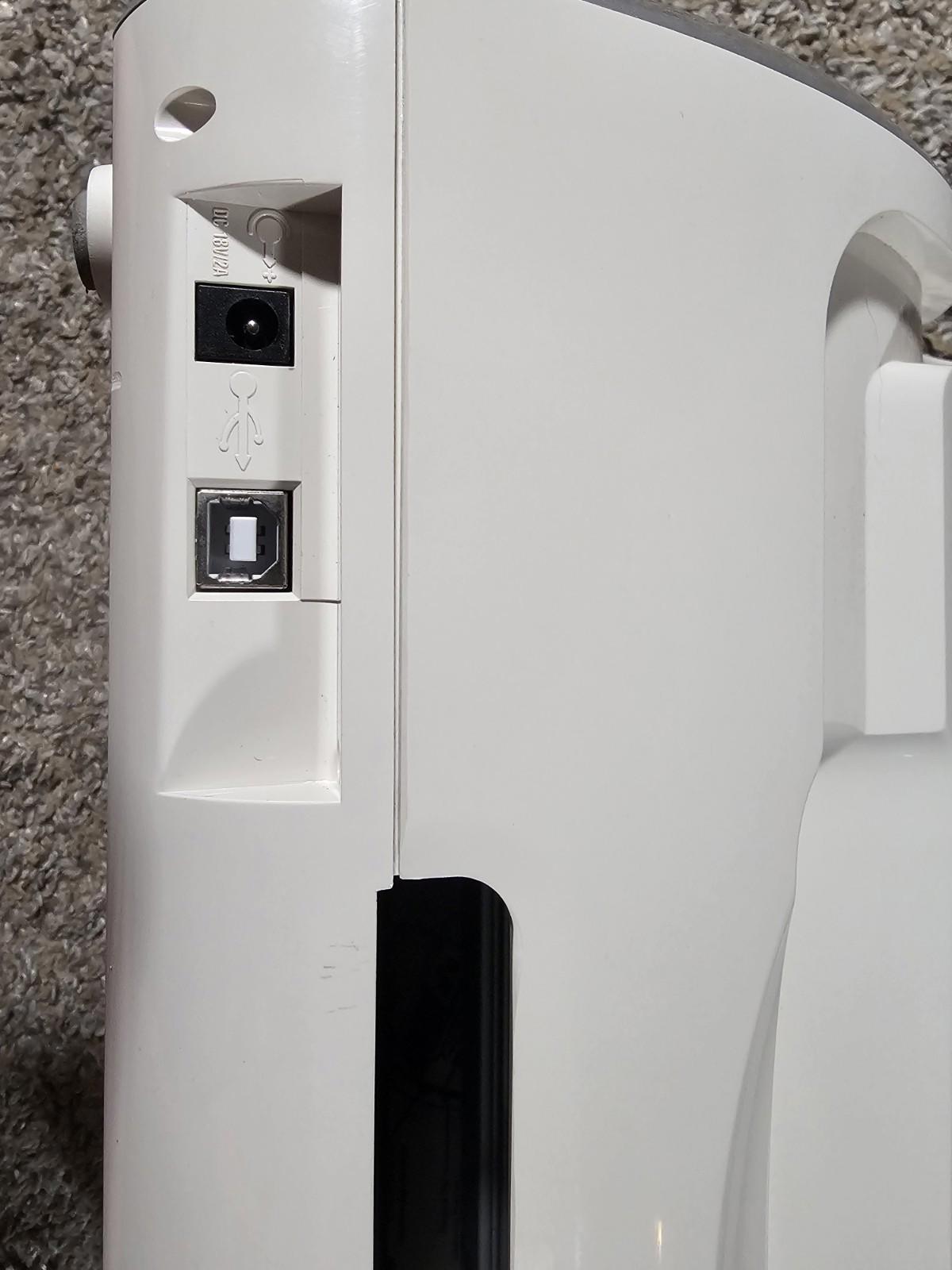 Cricut CRV001 Electronic Cutting Machine - No Power Cord Untested