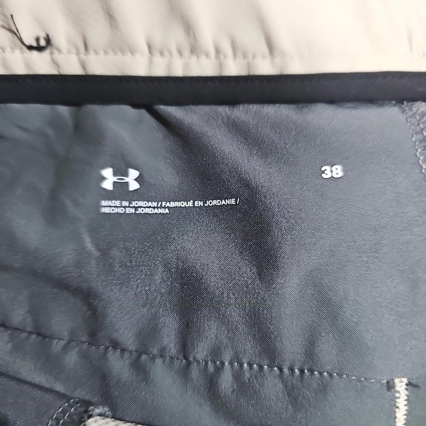 Under Armour Men's Tan/Khaki Shorts 38 Golf Chino Shorts UA
