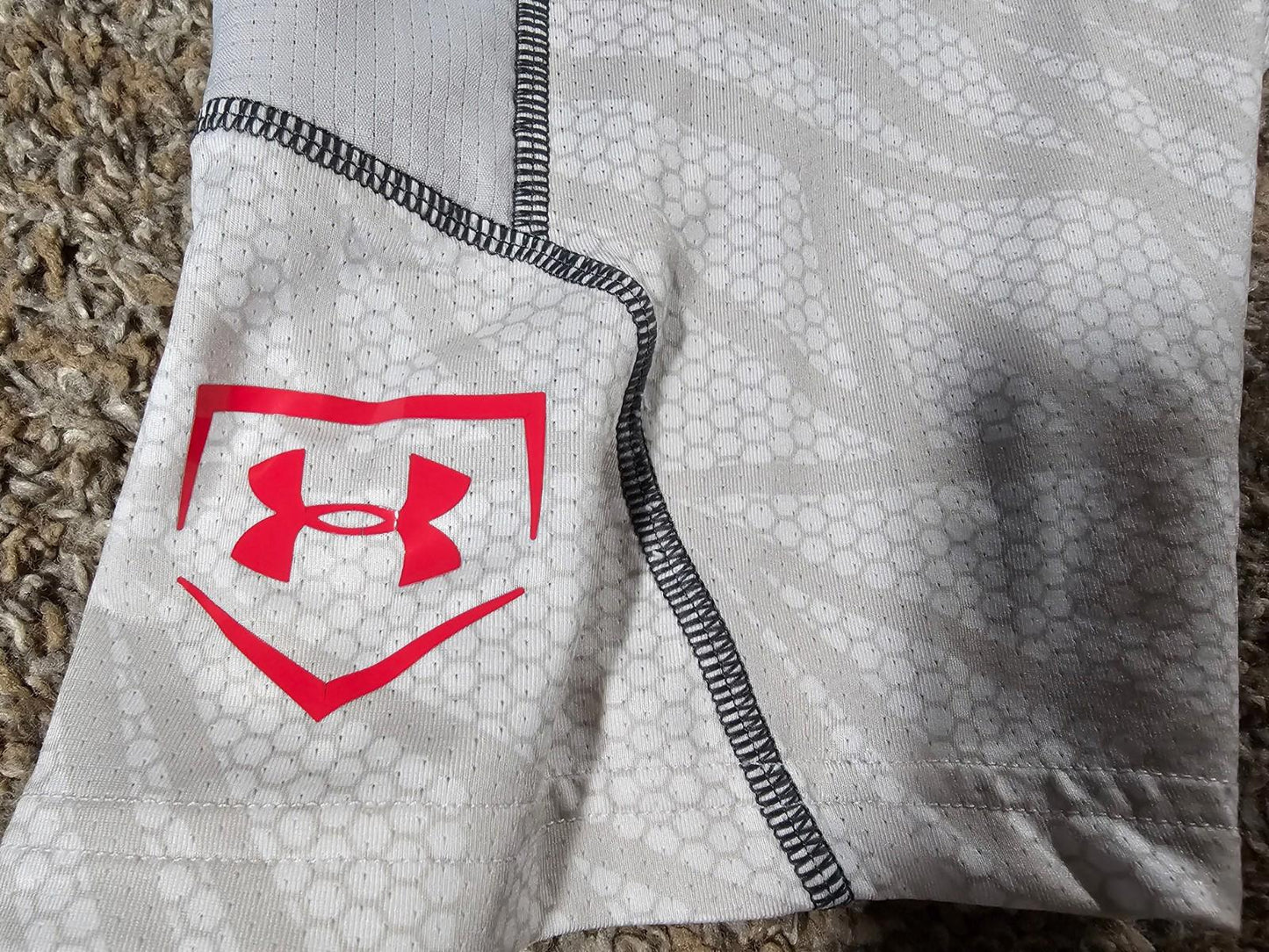 Under Armour Compression Shorts Baseball - SEE Measurements