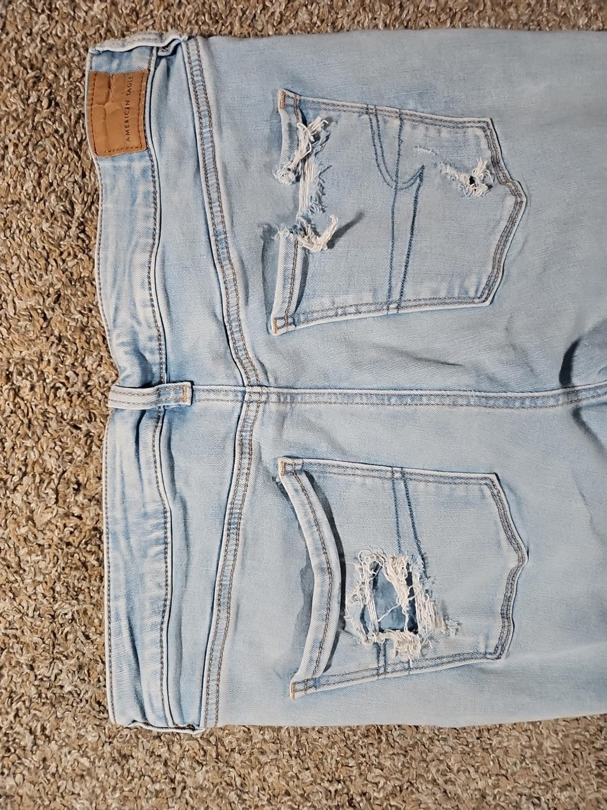 American Eagle Next Level Stretch Sz 16 Destroyed Jeans