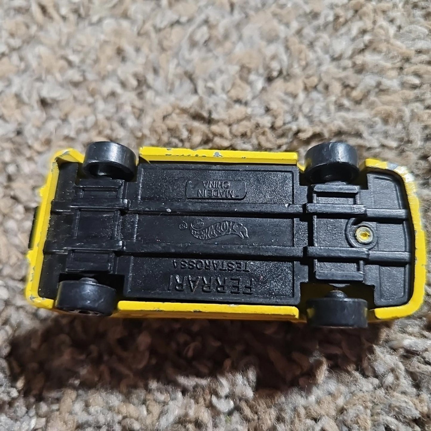 Vintage RARE HOT WHEELS Yellow Die Cast Ferrari Testarossa