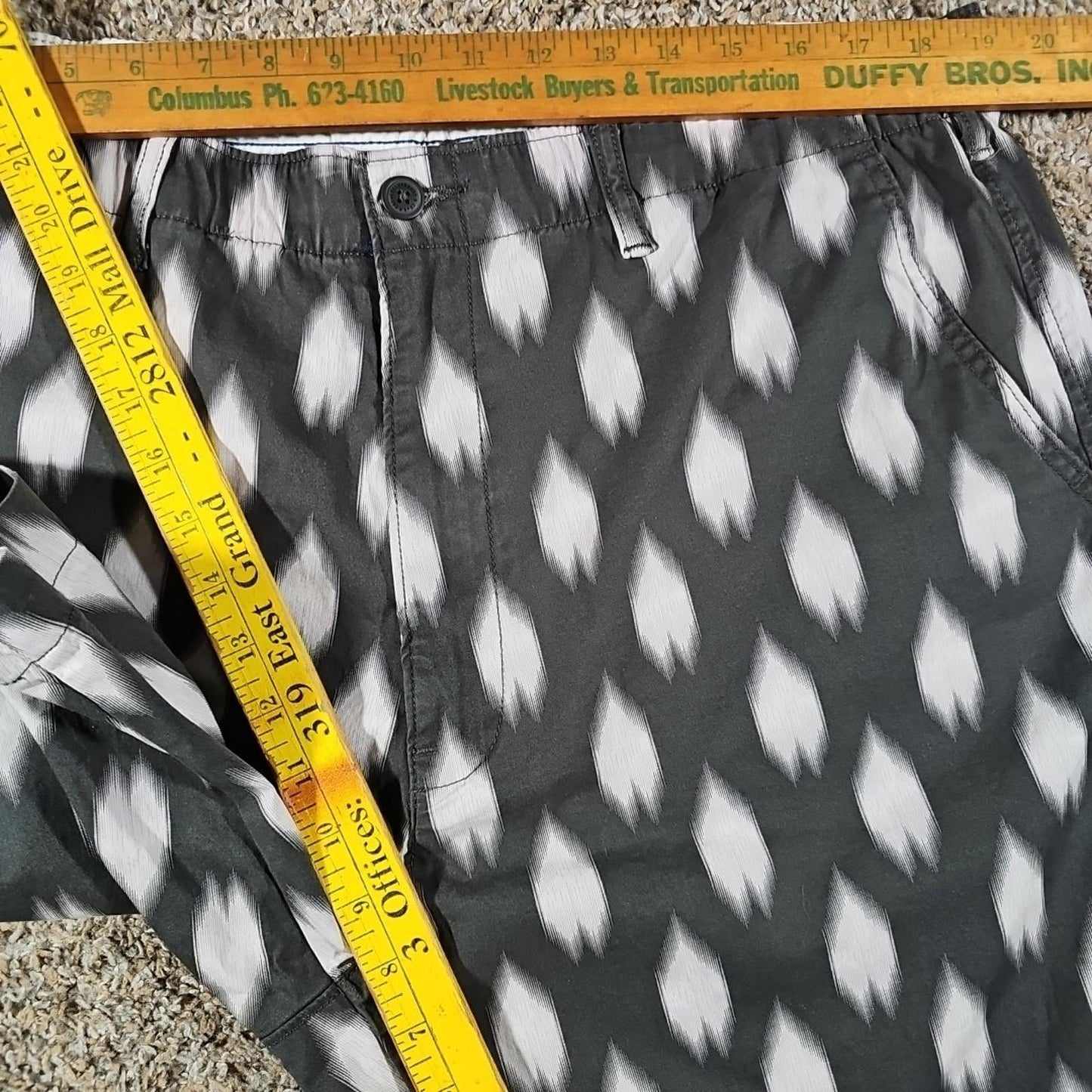 Levis XX Chino EZ Shorts Men's XL Gray Geometric Outdoor