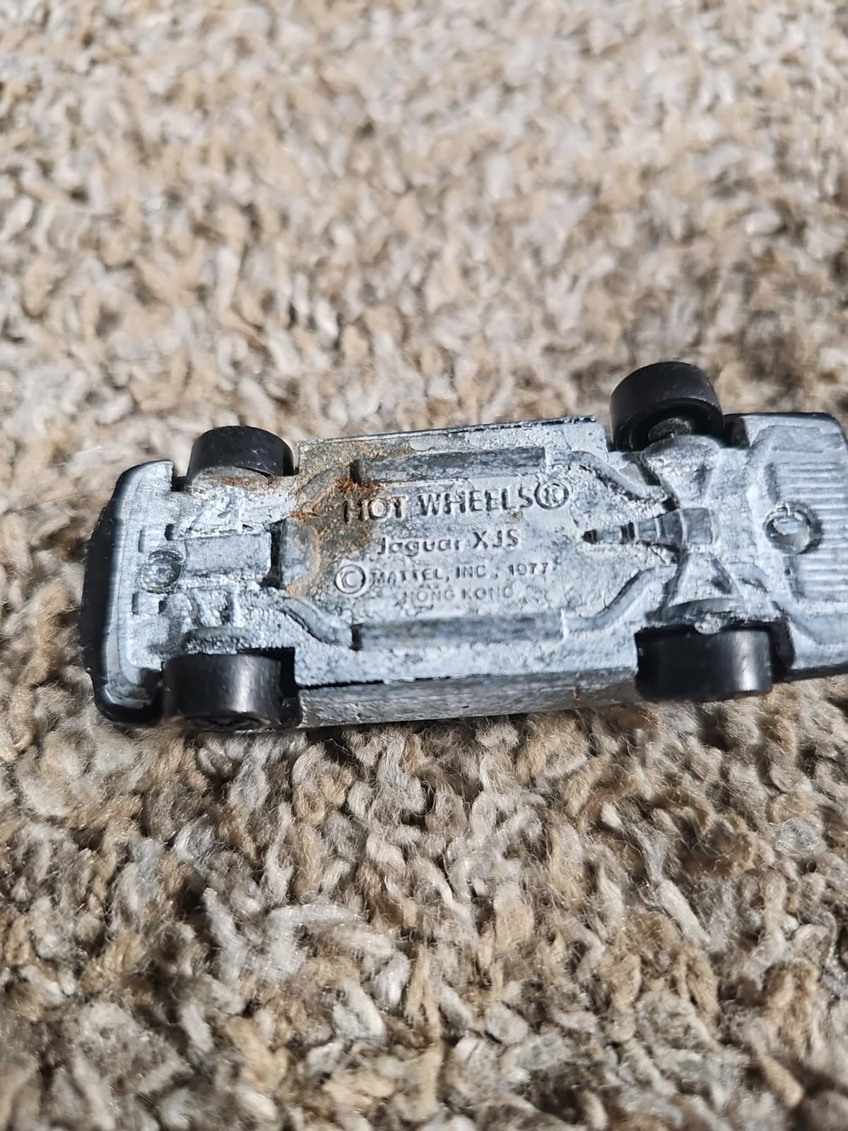 1977 Hot Wheels Jaguar xJ5 Diecast Hong Kong