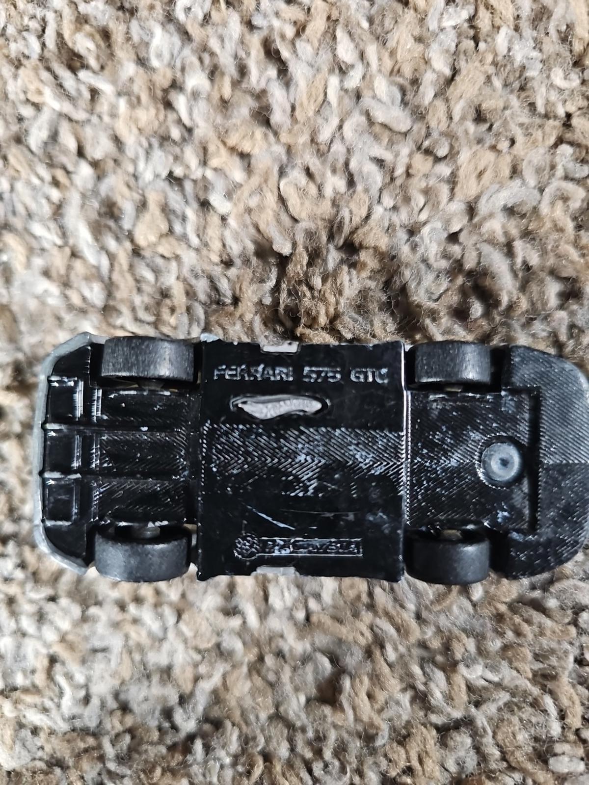 Hot Wheels Silver & Black Ferrari 575 GTC Loose Diecast 1:64