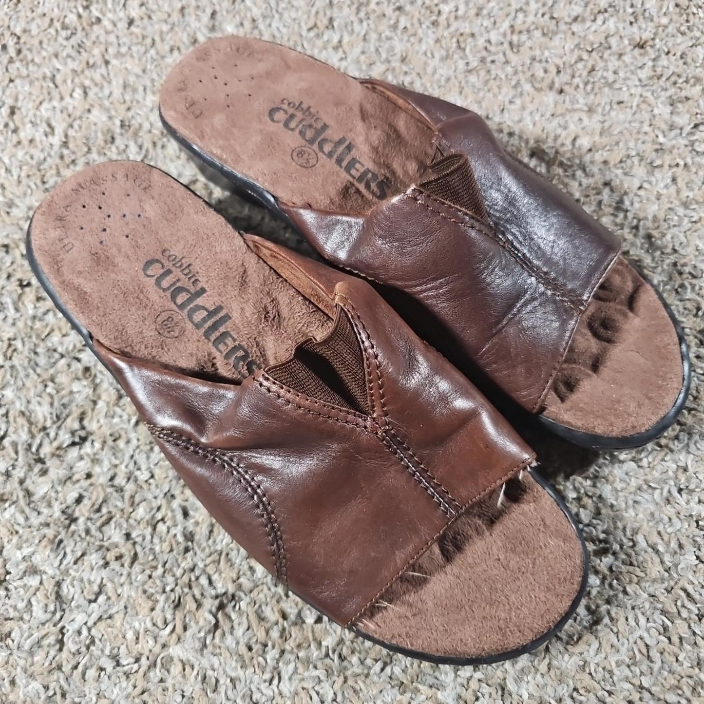 Cobbie Cuddlers 8½ Ultra Massage Slip On Sandals