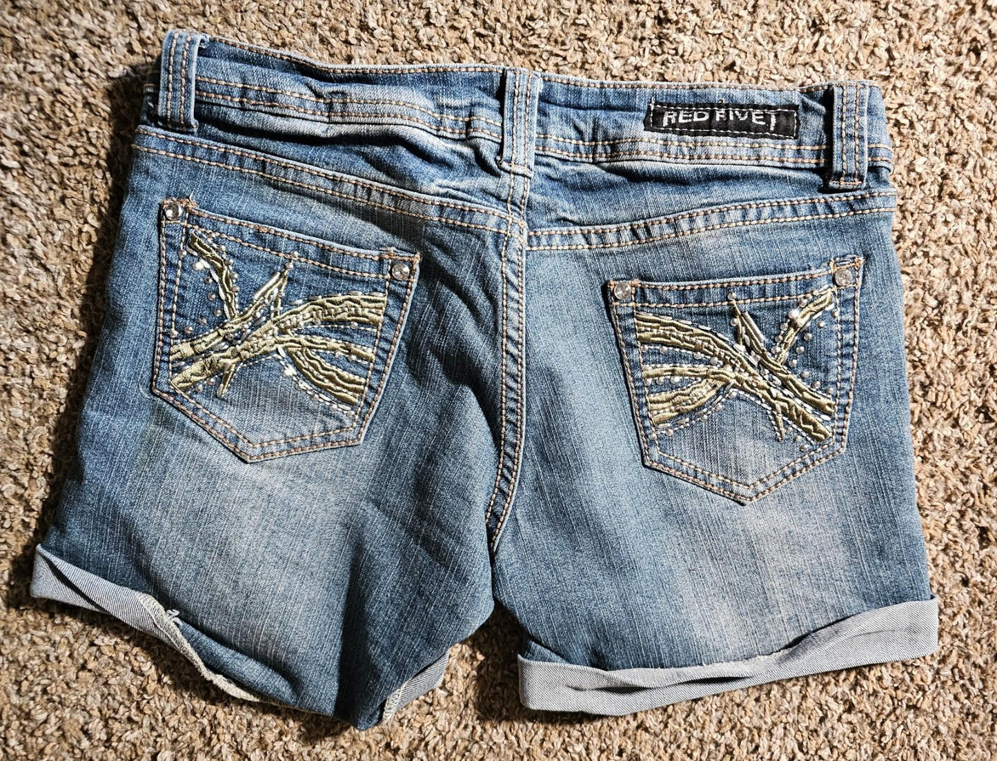 Red Rivet Juniors Denim Cuffed Shorts Sz 1 Distressed Bling