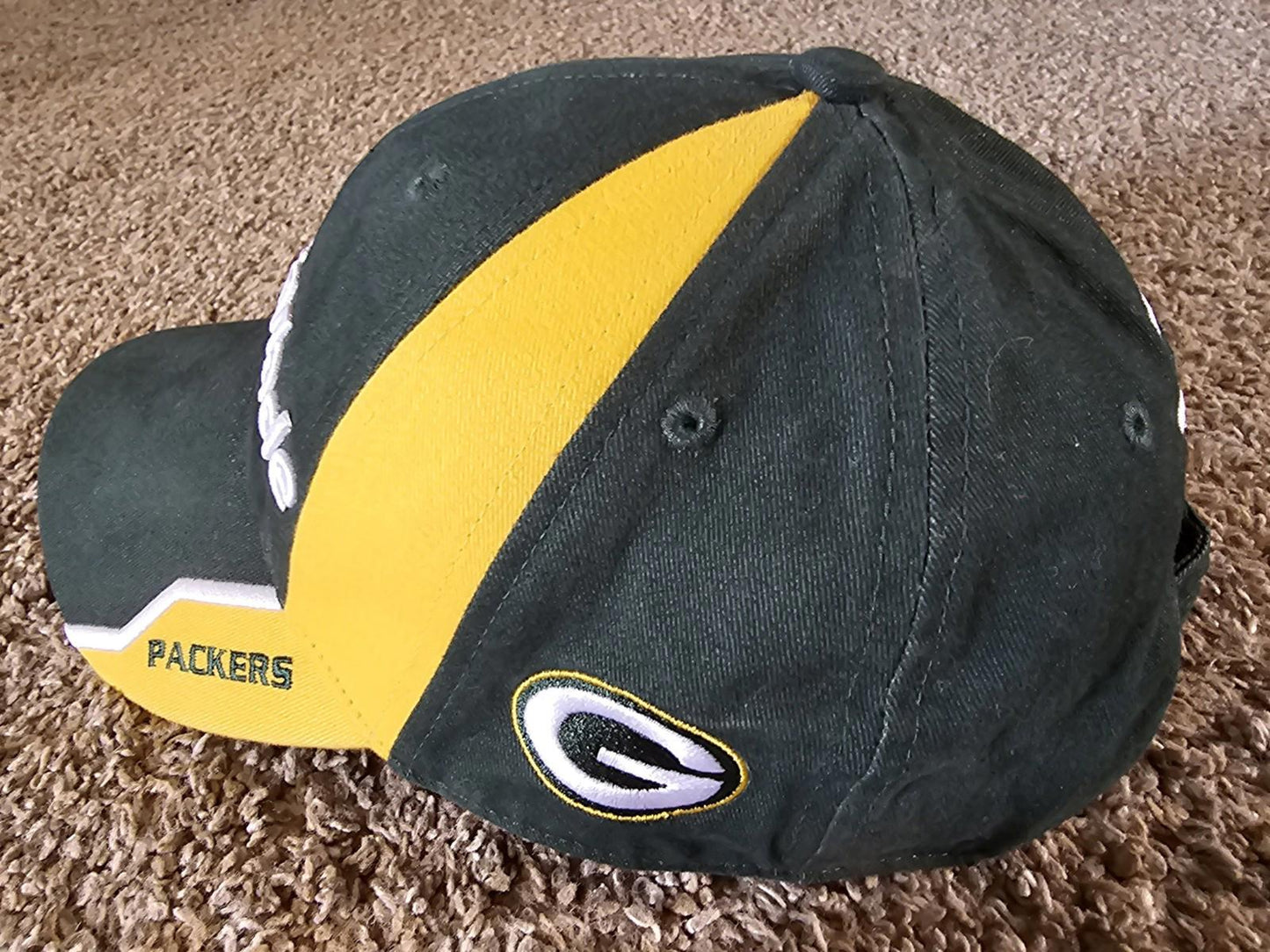 TaylorMade Official NFL Green Bay Packers Golf Hat strap