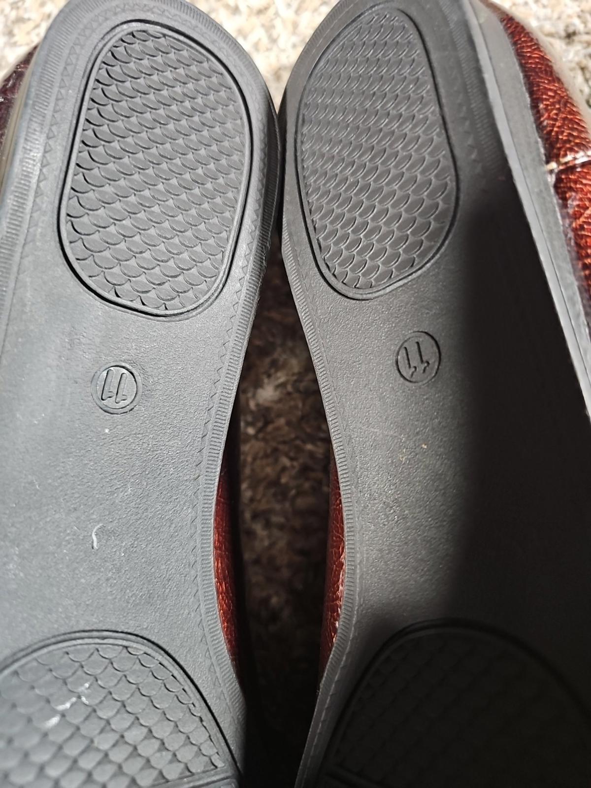 Merona womens loafers Sz 11