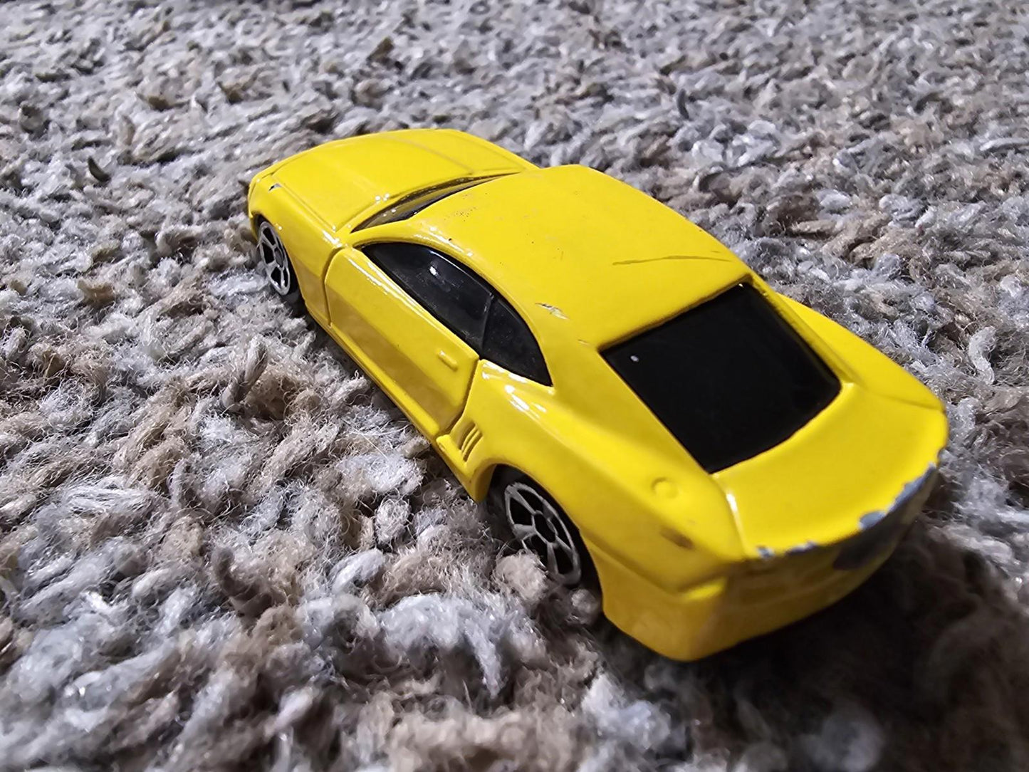 MAISTO 2006 CHEVY CAMARO CONCEPT  CAR Yellow 1/64 Diecast