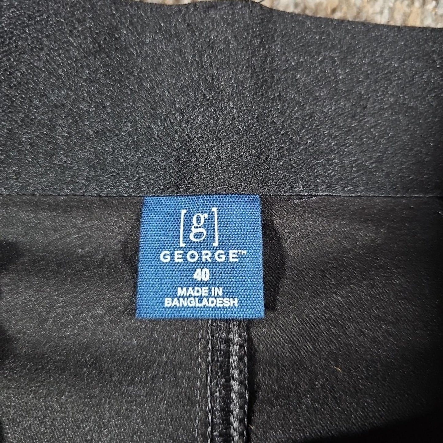 George Above The Knee NWT sz 40 9" Inseam Shorts