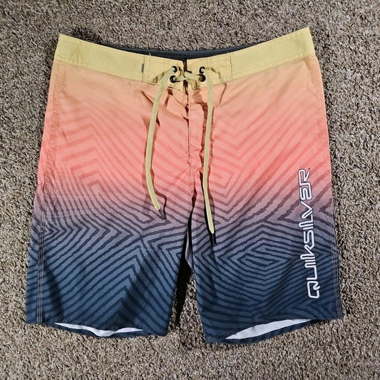 Quiksilver Sz 32 Board Shorts
