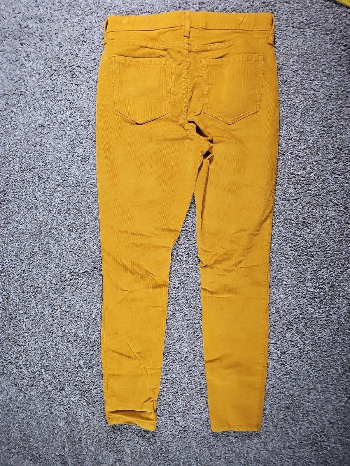 Old Navy 10 ROCKSTAR Super Skinny HighRise Courduroy Pants