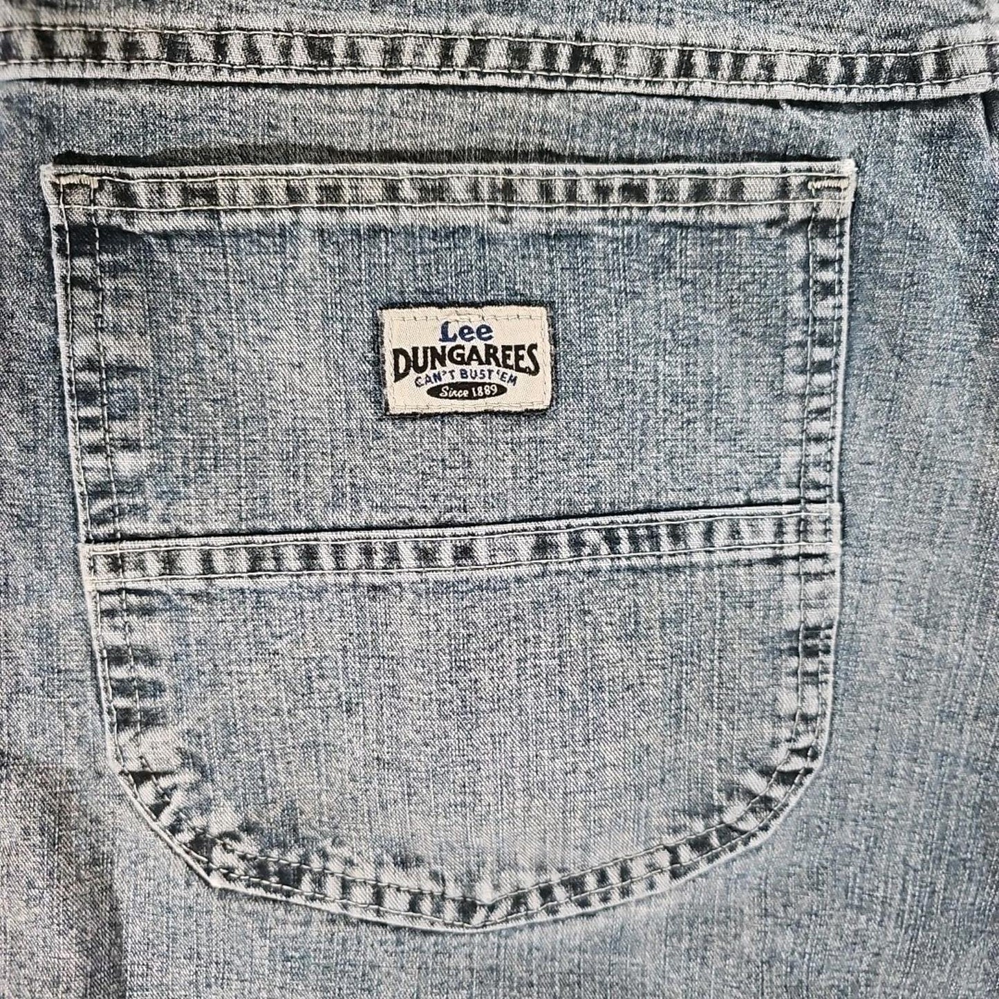 LEE Loose Dungarees Jean Shorts Sz 40
