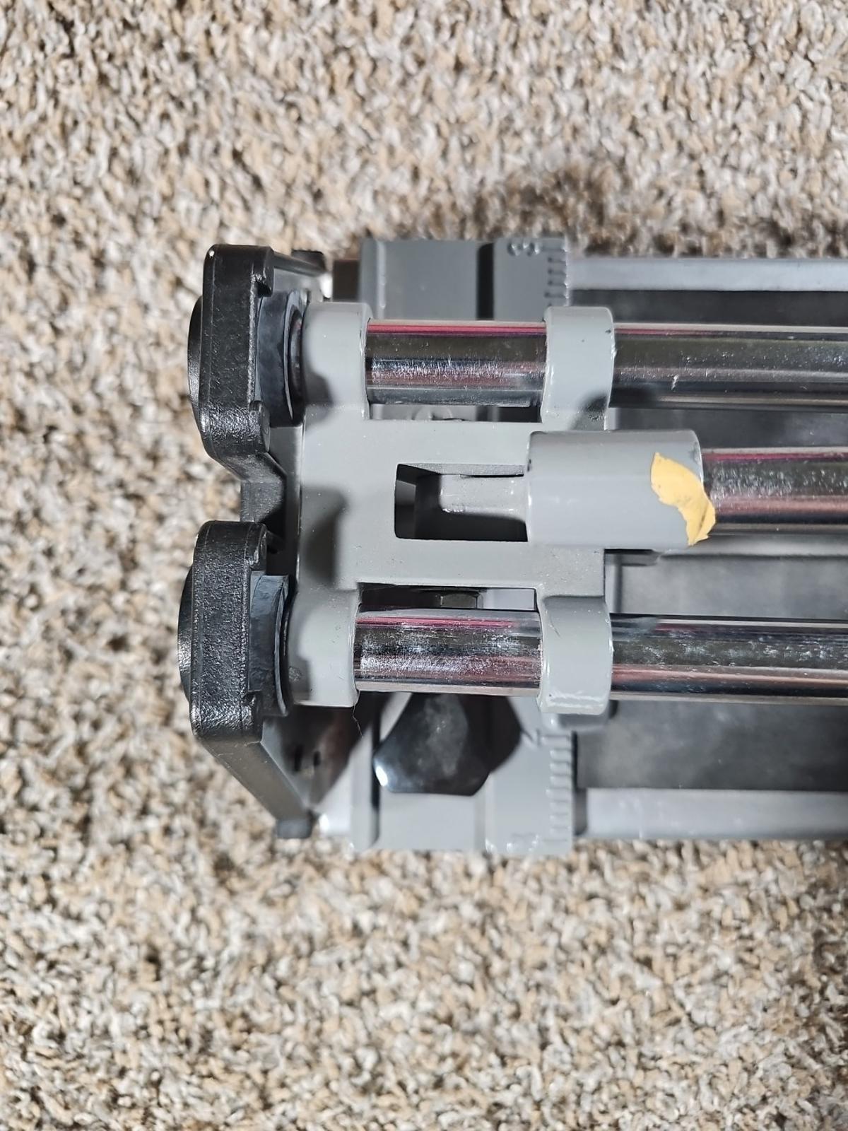 Used MD BUILDING TILE CUTTER - SEE Measurements