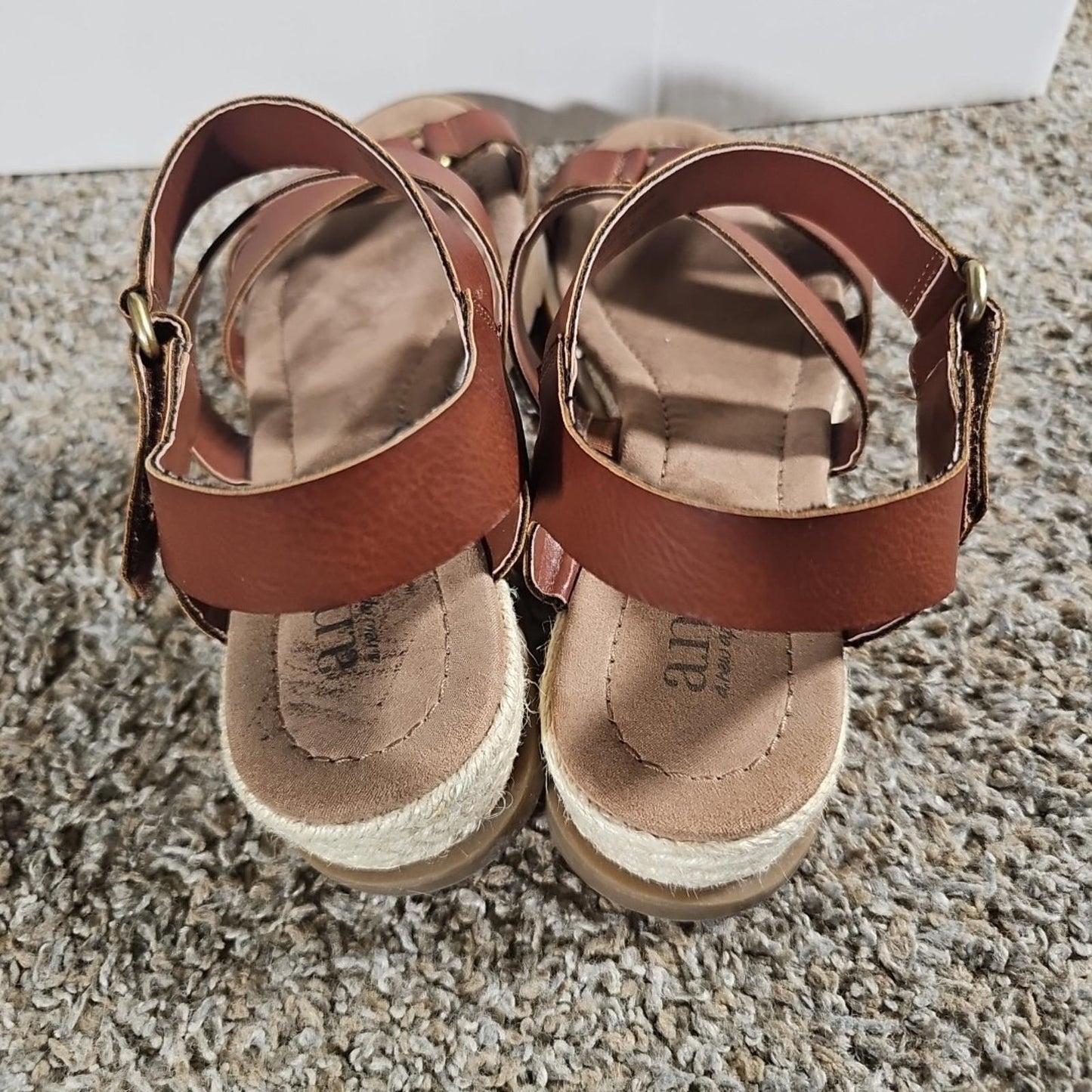 A.n.a A New Approach Burbank Strap Sandals Brown 8.5