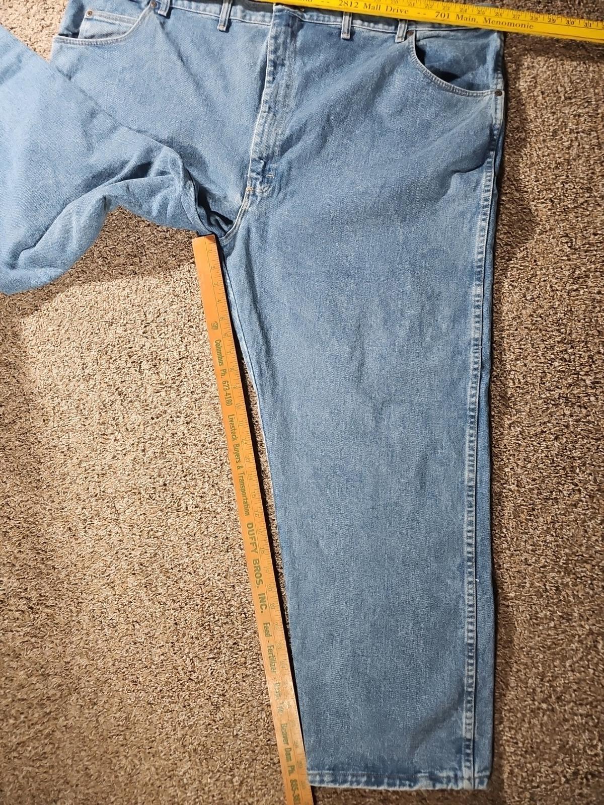 Wrangler Rugged Wear 52x30 Blue Jeans