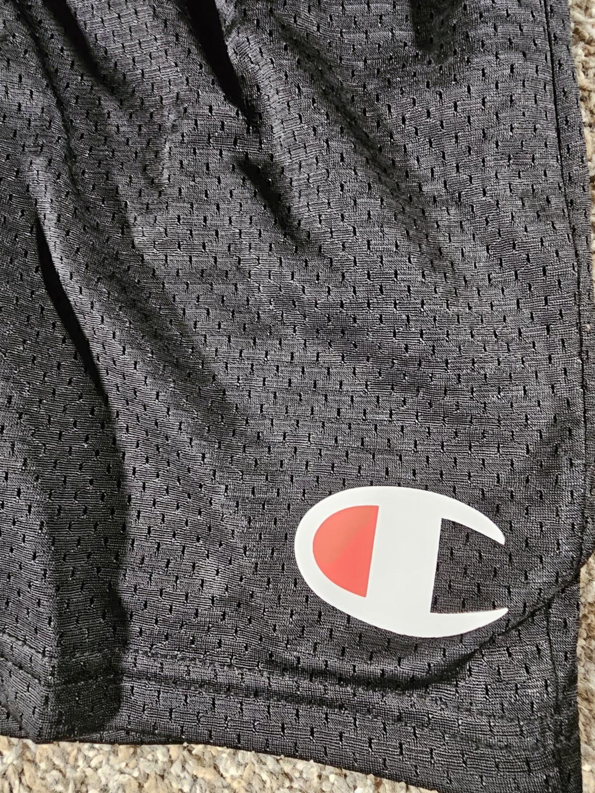 Champion Black Mesh Kids M shorts