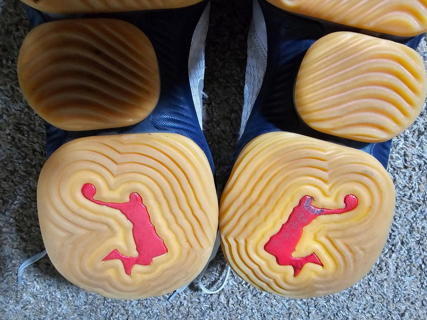 NIKE C12668-101 Basketball Shoes LeBron 16 Low USA Sz 9.5