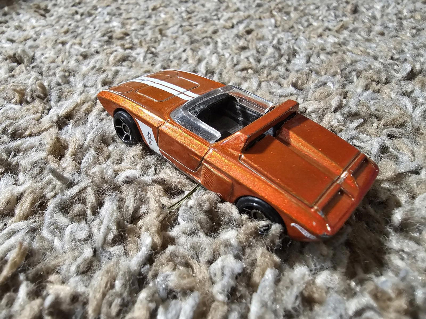 2009 Mattel Hot Wheels 62' Ford Mustang concept Toy Car 1:64