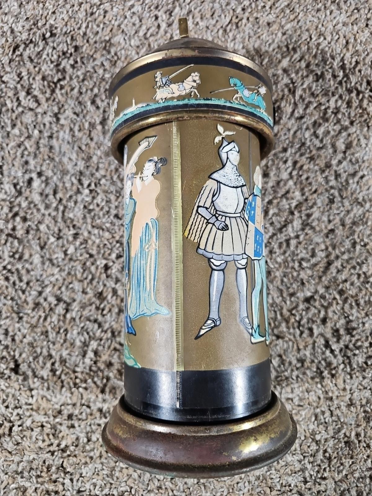 VINTAGE ASIAN JAPANESE MUSICAL DECANTER GEISHA KNIGHTS HORSES