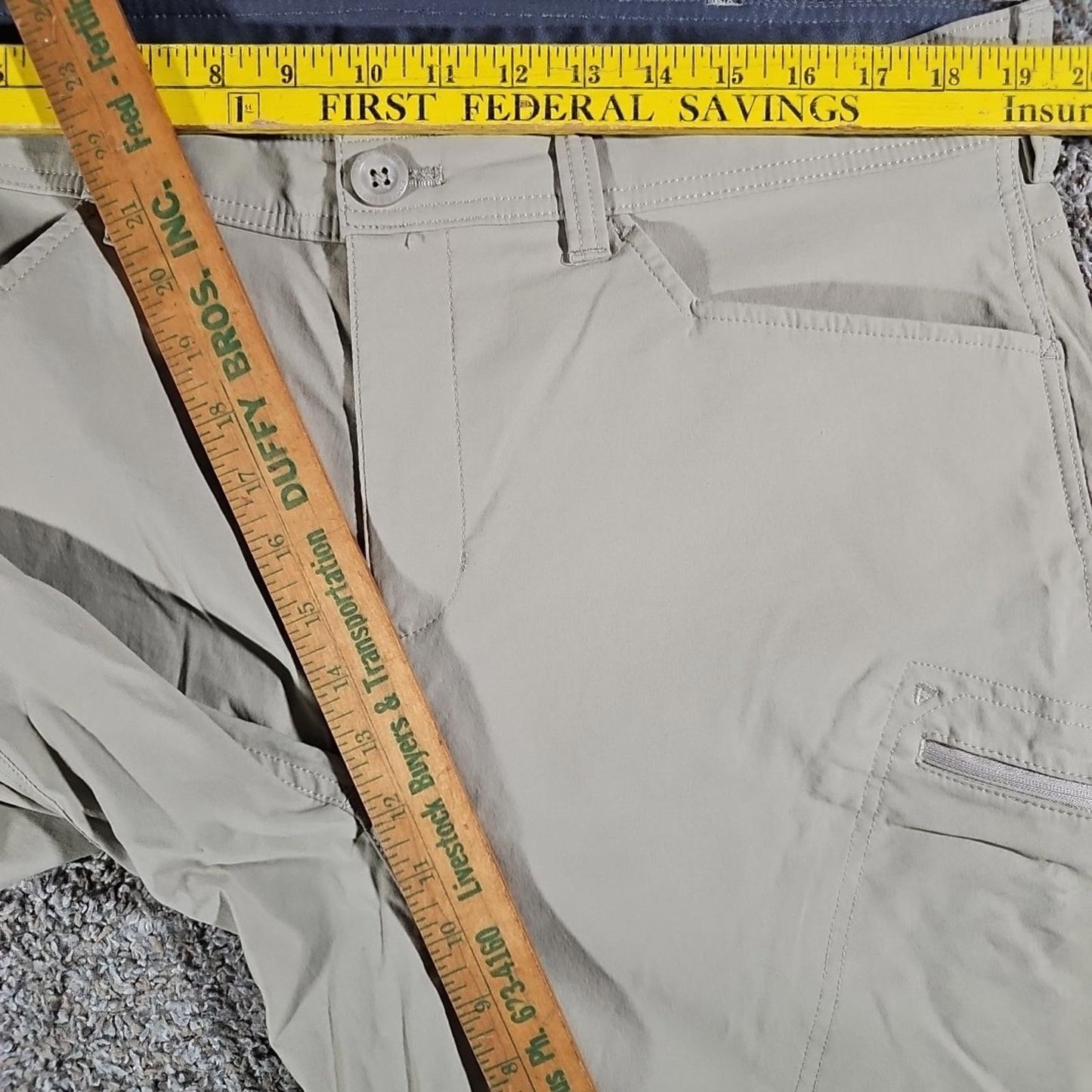 Eddie Bauer Cargo Shorts Mens 38 First Ascent Performance Hiking Nylon Stretch