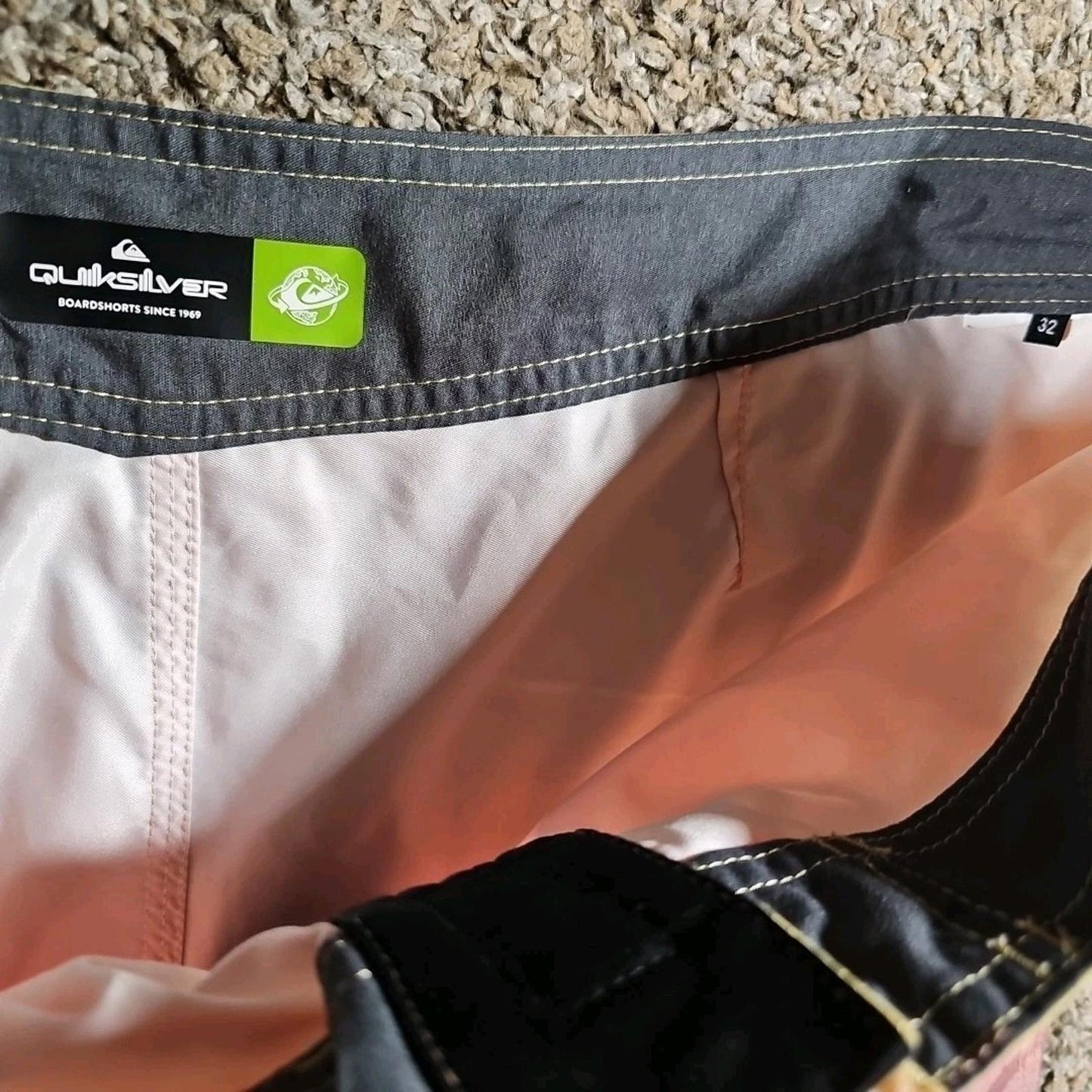 Quiksilver Sz 32 Board Shorts