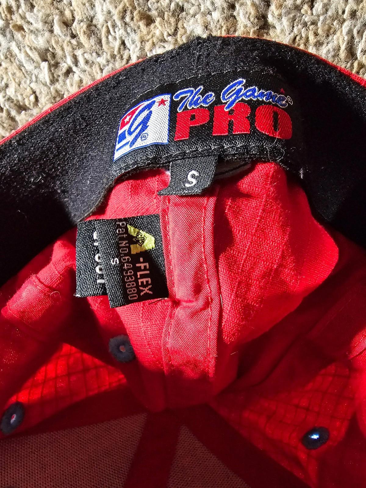 WO Spartans Low Profile Fitted Flex S Red Hat APPROX 7 1/8