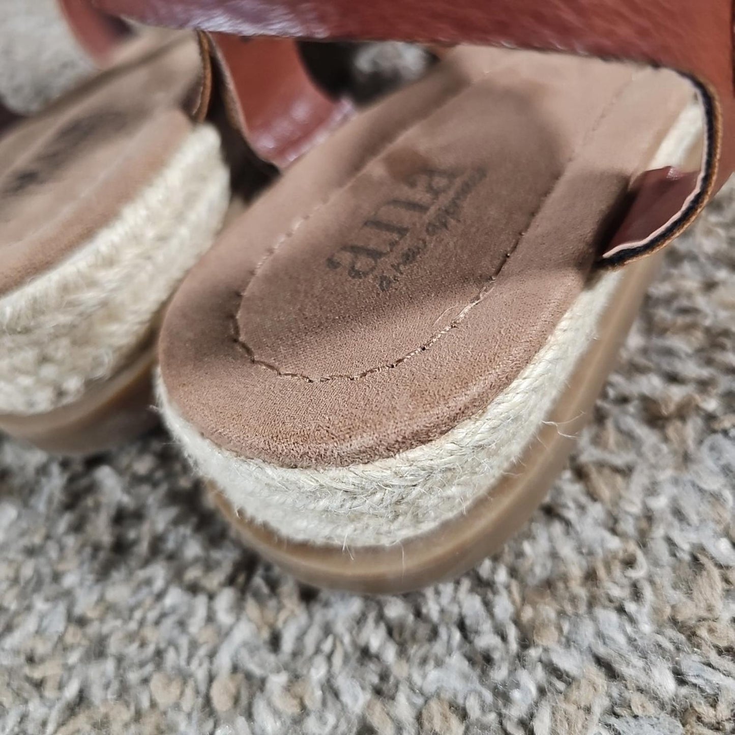 A.n.a A New Approach Burbank Strap Sandals Brown 8.5
