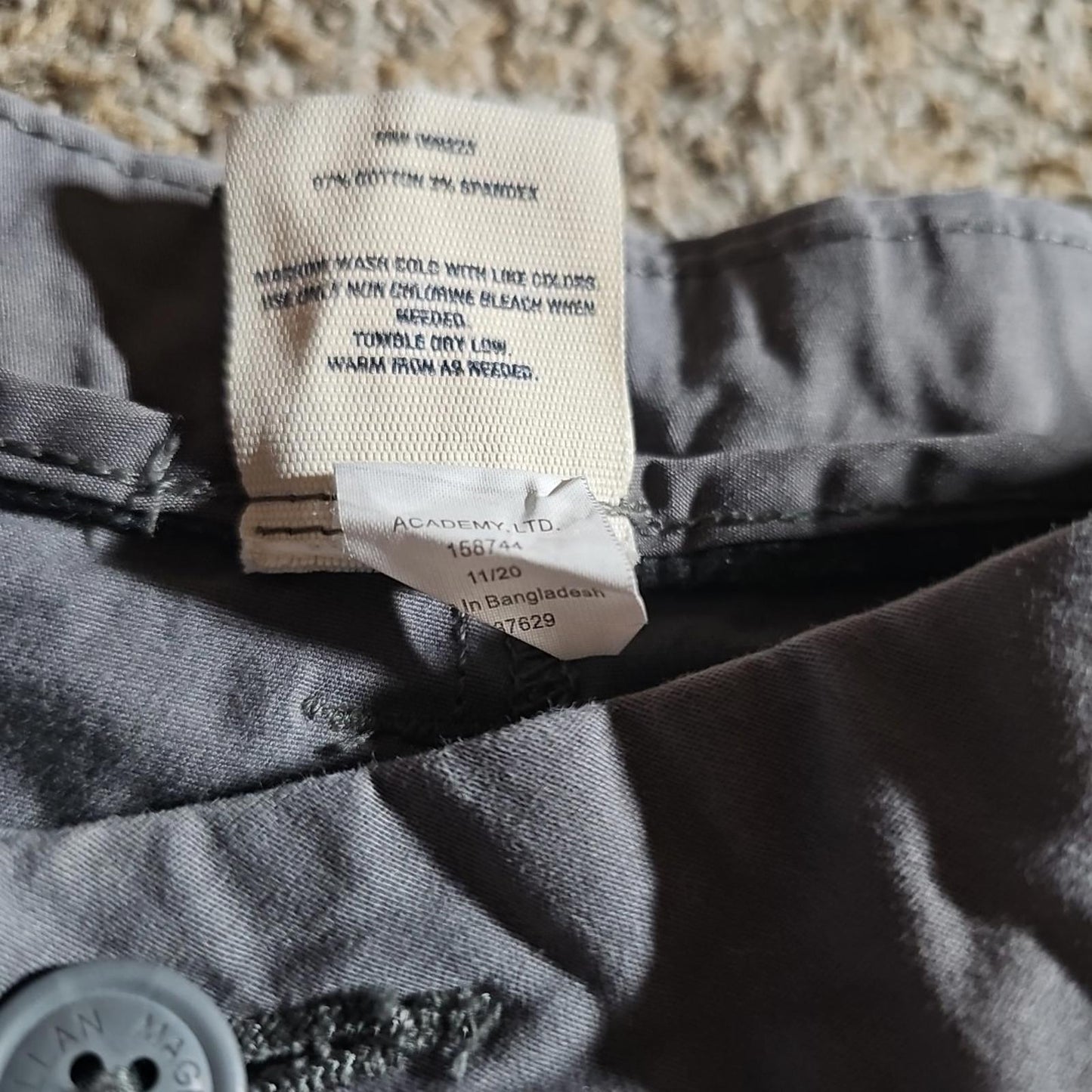 Magellan Outdoors Bermuda Shorts Women's Size 10 Gray