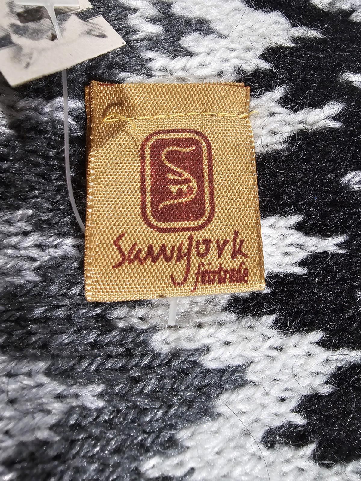 Savvyork Gray 100% Alpaca Scarf NWT