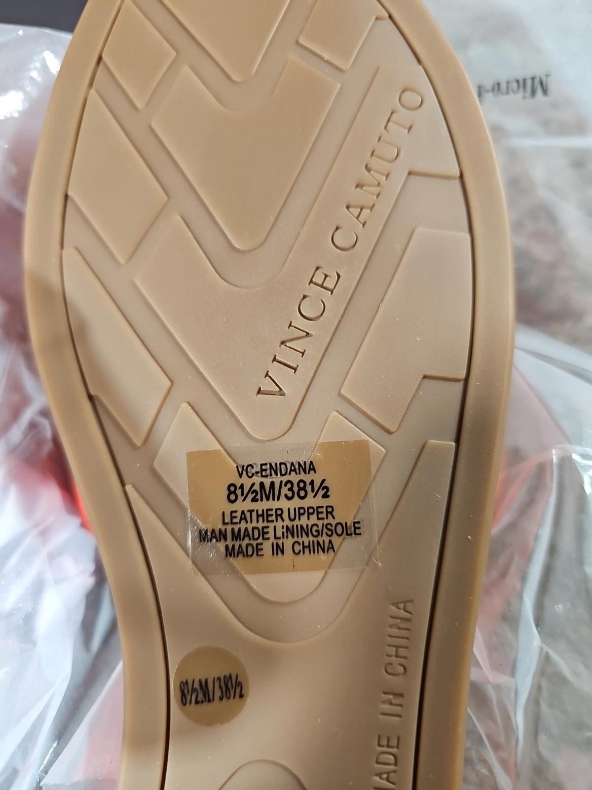vince camuto vc-endana blood orange sandals 8.5M NIB