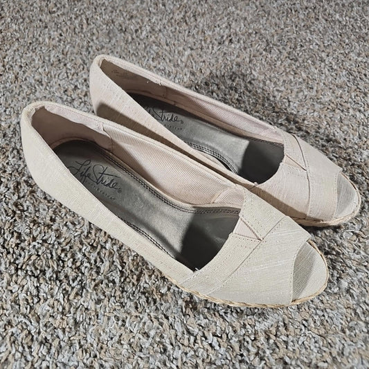 Life Stride Soft Systems Lioness 7.5 Shoes