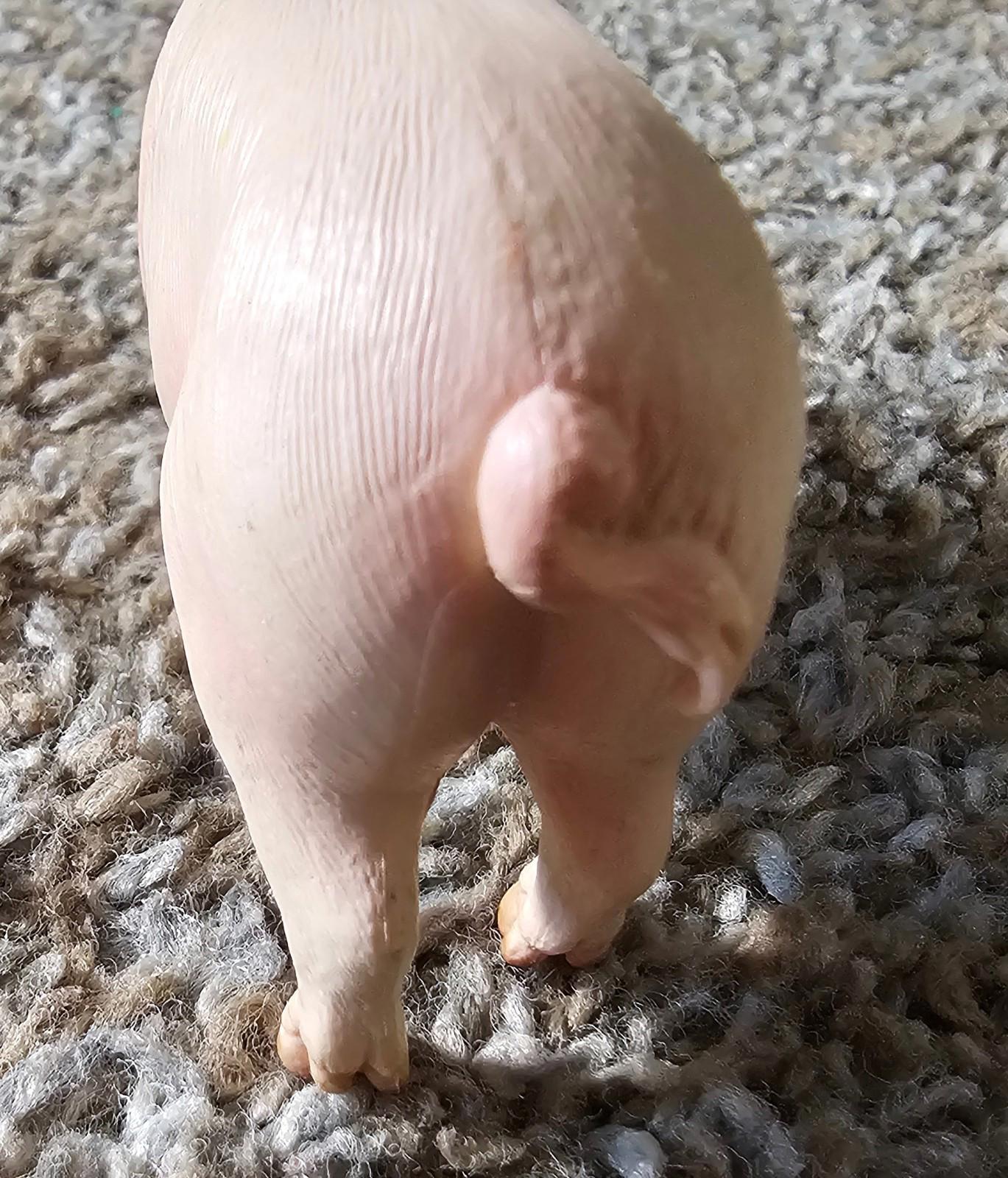 Schleich Germany Animal Figure 2003 Sow Pig Farm Toy