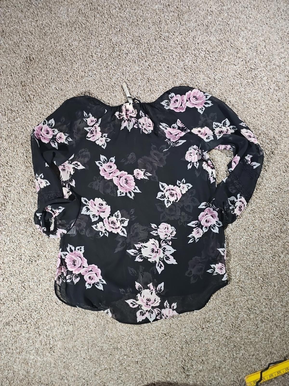 LC Lauren Conrad Sheer Blouse Black Floral M