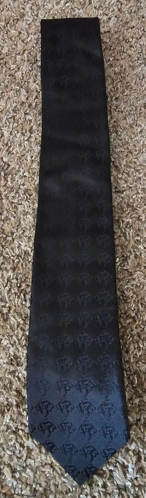 hugo boss 100% silk made in ITALY necktie black allover logo