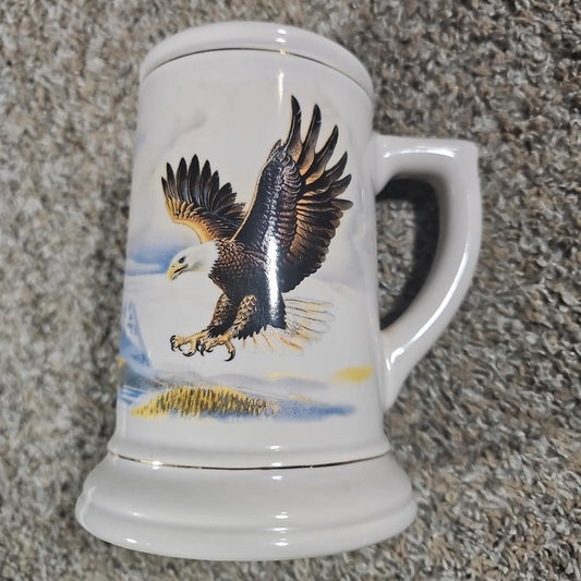 Teleflora Gifts Majestic Mug Eagles Soaring Stein 32oz Ivory Gold Tone Trim